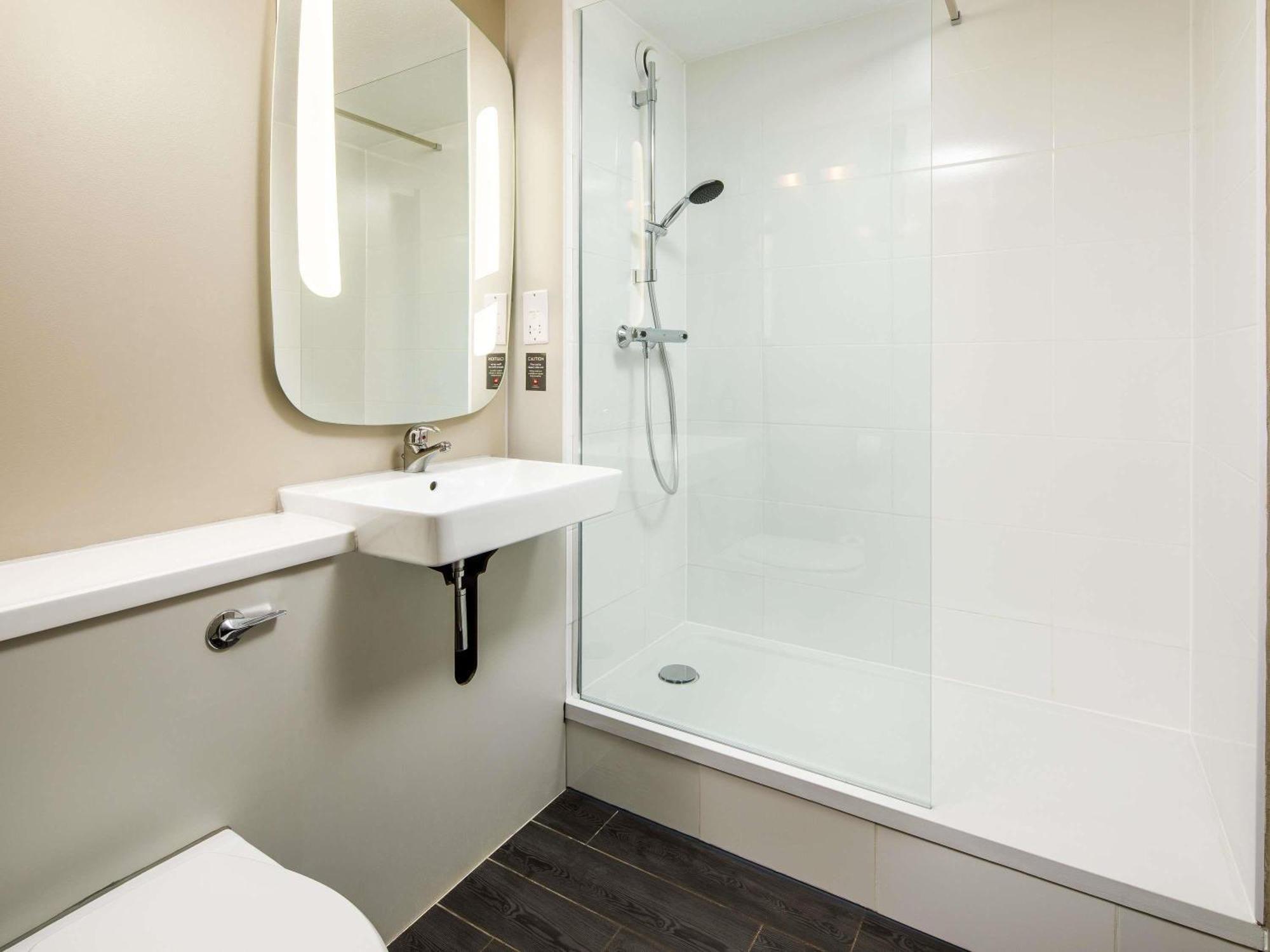 Ibis Coventry South Hotell Exteriör bild
